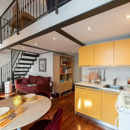 아파트 Le Vintage - Loft Di Classe Nel Centro Storico