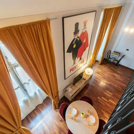 Le Vintage - Loft Di Classe Nel Centro Storico 아파트