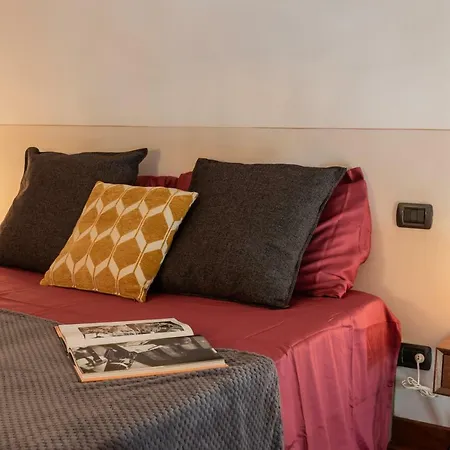 Le Vintage - Loft Di Classe Nel Centro Storico شقة